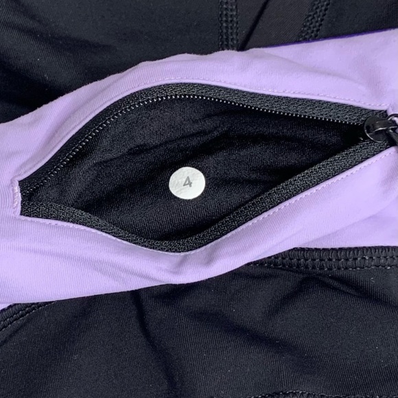Lululemon Women’s Black Purple Ruffle Ruched Running Leggings Size 4 - Picture 7 of 7